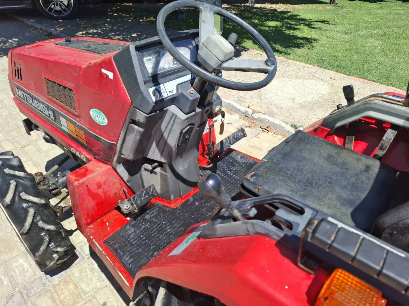 Трактор Mitsubishi MT 20 - изображение 5