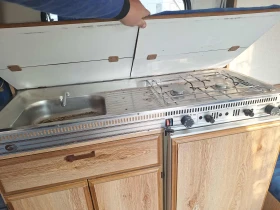 Каравана Burstner city, снимка 8