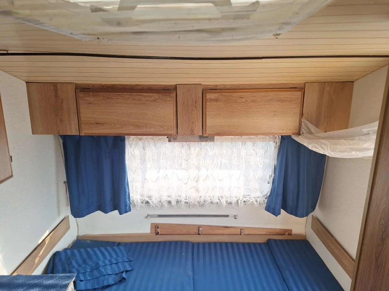 Каравана Burstner city, снимка 8 - Каравани и кемпери - 52079533