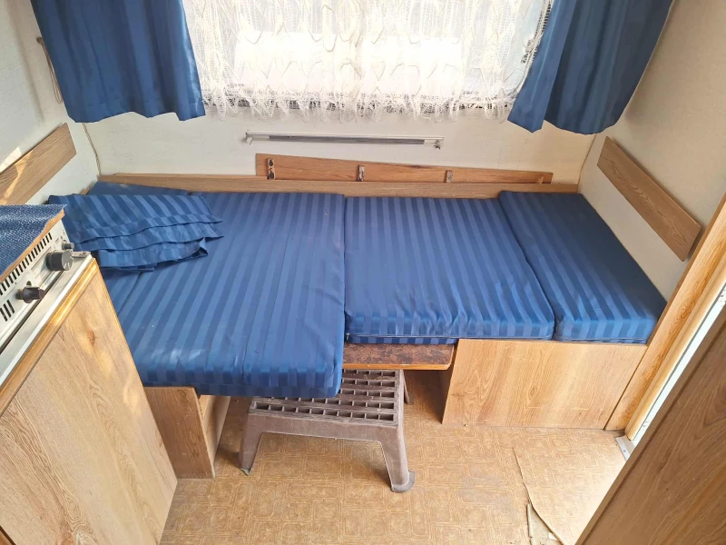 Каравана Burstner city, снимка 9 - Каравани и кемпери - 52079533