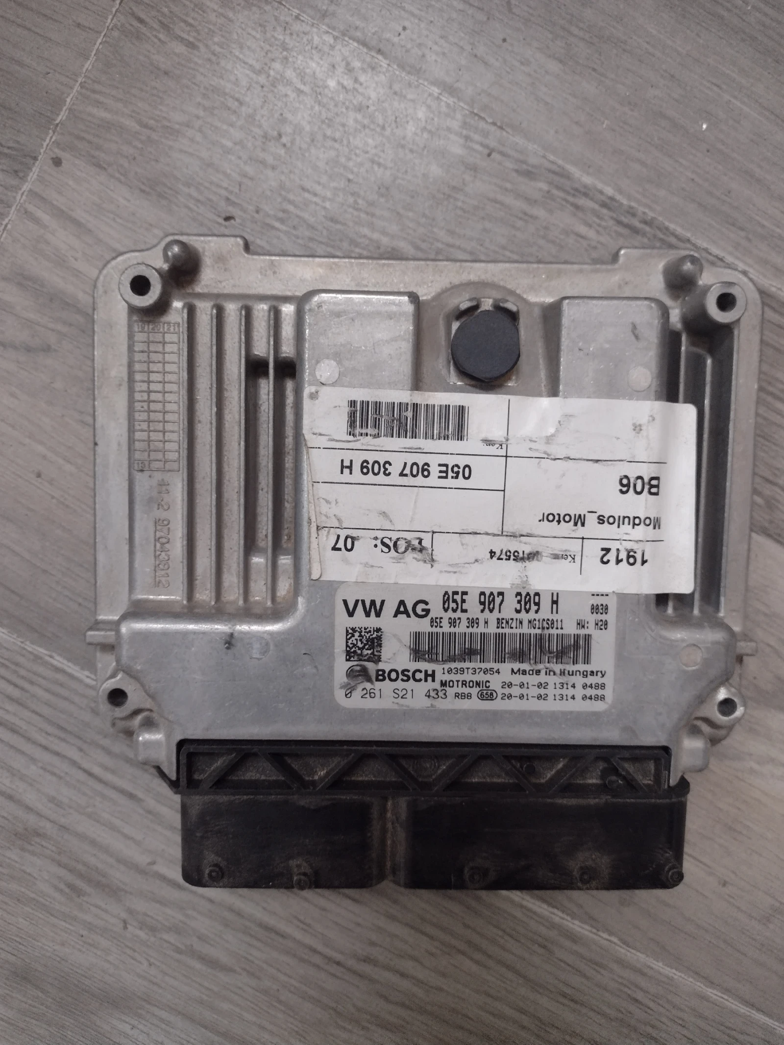 05E 907 309 H   VW T-ROC 1.5 TSI Bosch 0 261 S21 433  05E907309H | Mobile.bg   1