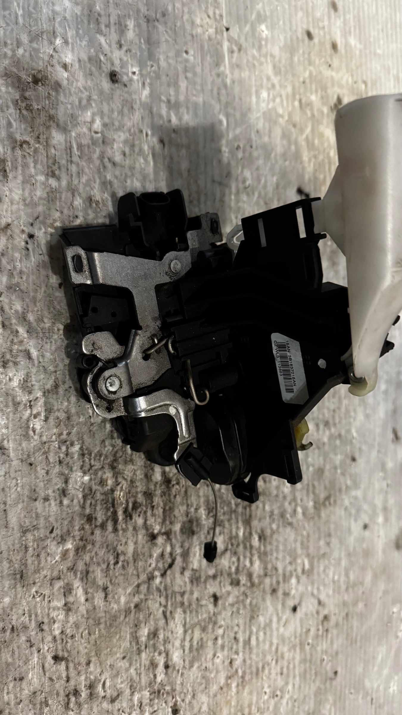 ����� �� ����� �� VW Caddy 2007 - 3B1837015 | Mobile.bg � ����������� 1