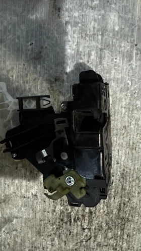 Брава за врата за VW Caddy 2007 - 3B1837015, снимка 2 - Части - 53144319