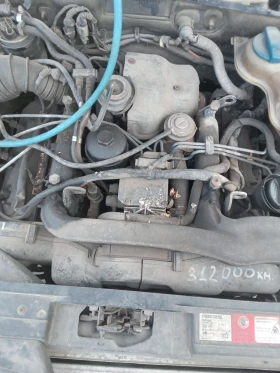 Audi A6 2.5 TDI, снимка 2