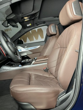 BMW 760 M760E xDrive B&W панорама памет мултимедия отзад, снимка 10 - Автомобили и джипове - 45234398