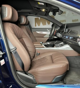 BMW 760 M760E xDrive B&W панорама памет мултимедия отзад, снимка 11 - Автомобили и джипове - 45234398