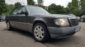 Mercedes-Benz E 200, снимка 2