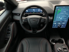 Ford Mustang Mach-E = Panorama= Distronic Гаранция, снимка 6