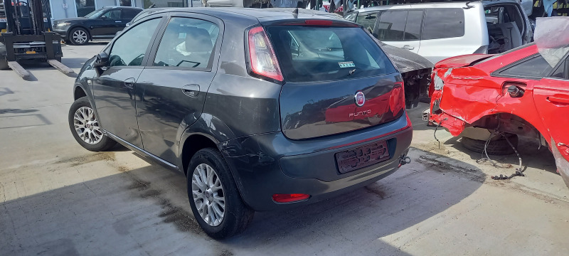 Fiat Punto 1.2 I, снимка 2 - Автомобили и джипове - 42325337