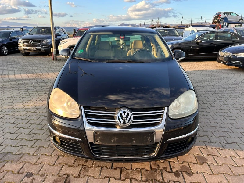 VW Jetta 1.6 EURO 4, снимка 3 - Автомобили и джипове - 46560392