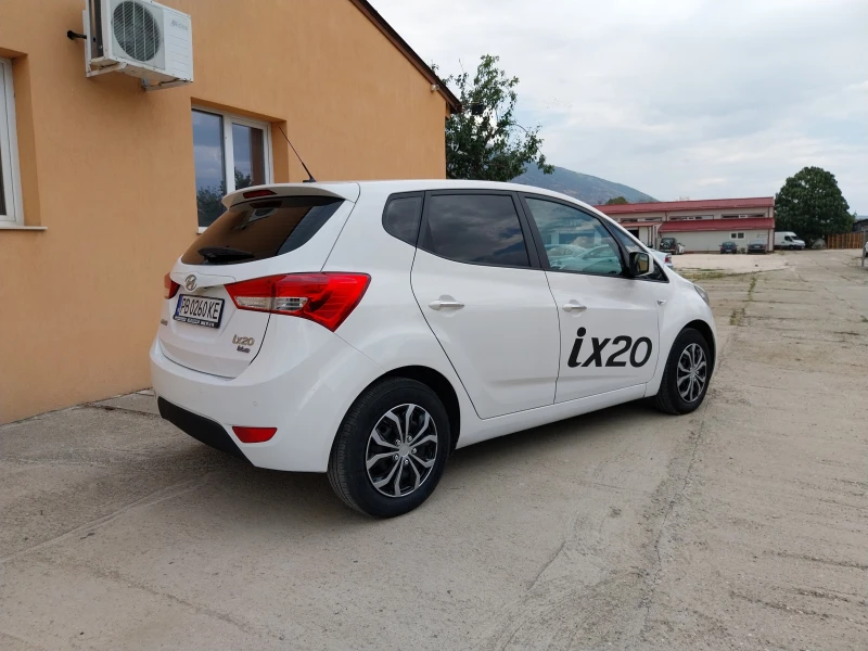 Hyundai Ix20 IX20 1.4 i// blue//.Отлична euro5B, снимка 4 - Автомобили и джипове - 47134252