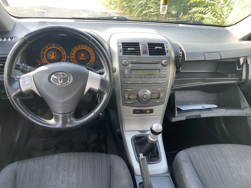 Toyota Corolla 2.0 D4D , снимка 7 - Автомобили и джипове - 47637222