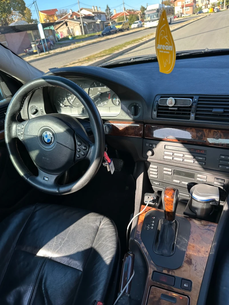 BMW 528 Lpg, снимка 15 - Автомобили и джипове - 47734954