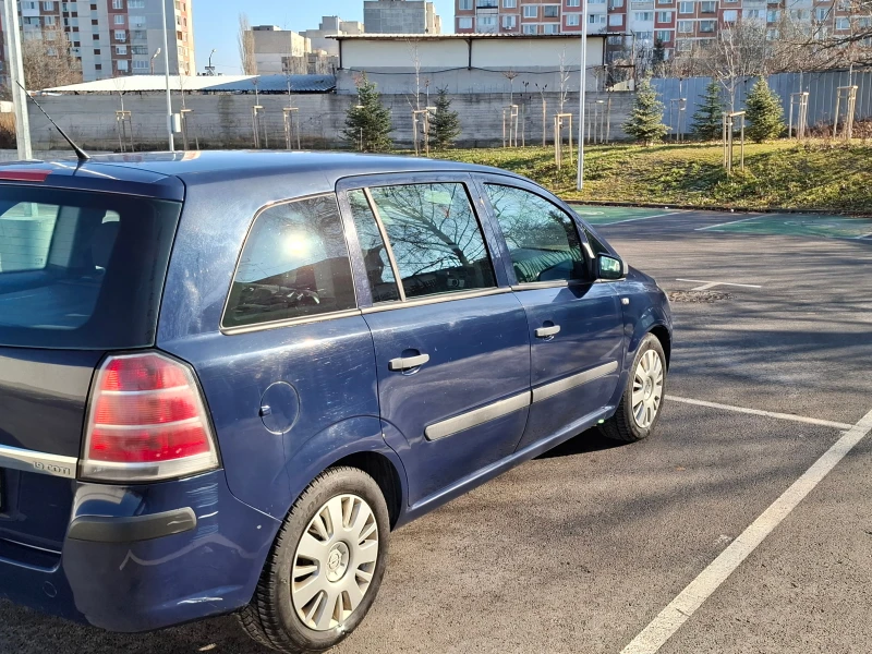 Opel Zafira 1.9CTDI, снимка 6 - Автомобили и джипове - 48489676