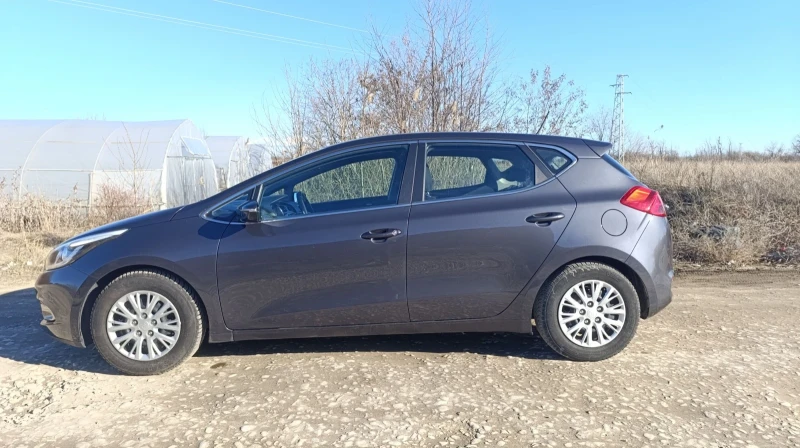 Kia Ceed 1.6 GDI 135kc, снимка 2 - Автомобили и джипове - 48846481