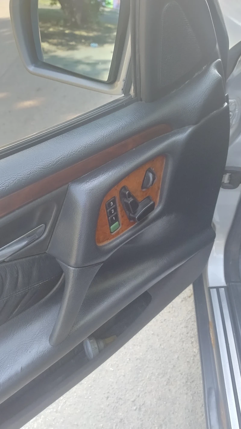 Mercedes-Benz E 280 Цена до 10.12, снимка 7 - Автомобили и джипове - 51206052