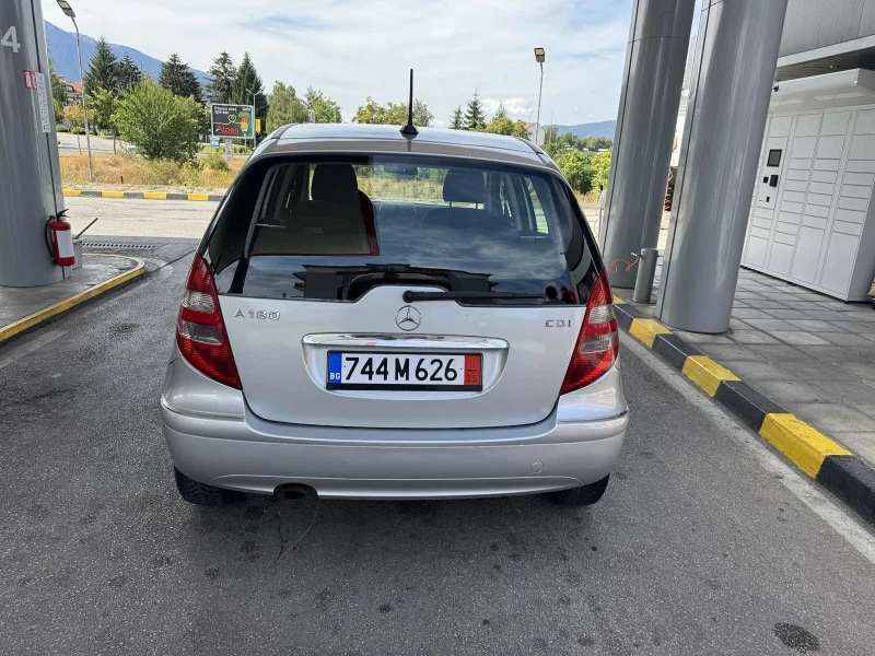 Mercedes-Benz A 180 2.0D. 110kc. 6 скорости, снимка 5 - Автомобили и джипове - 52848758