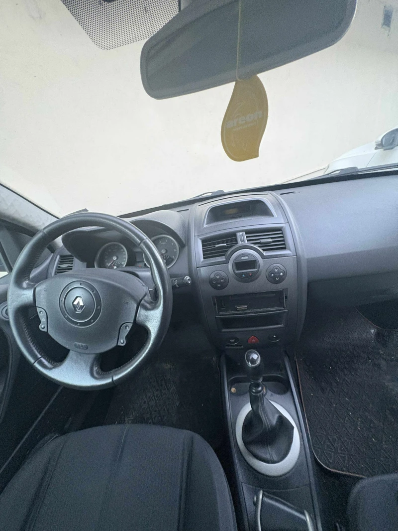 Renault Megane, снимка 5 - Автомобили и джипове - 52528754