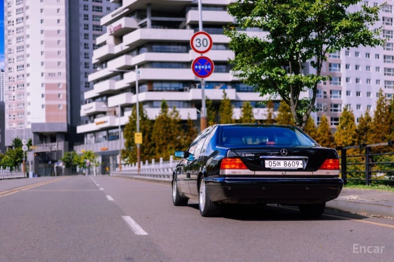 Mercedes-Benz S 320, снимка 2 - Автомобили и джипове - 52900244