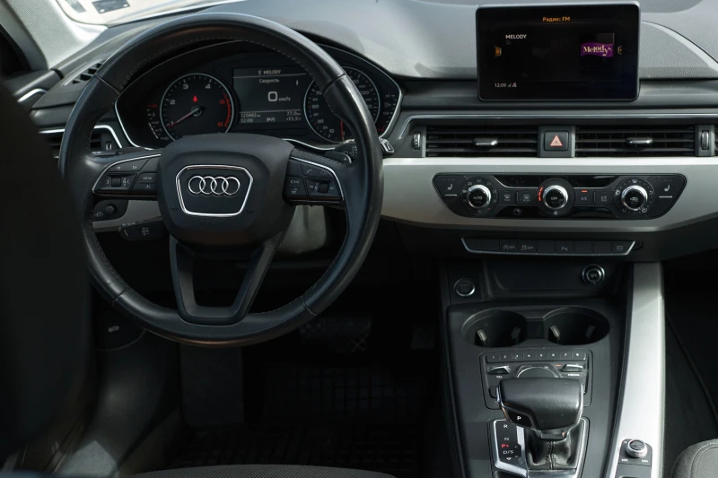 Audi A4 TDI AVANT, снимка 12 - Автомобили и джипове - 53177638