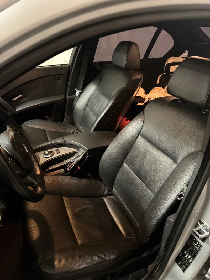 BMW 525 XI, снимка 9 - Автомобили и джипове - 53525879