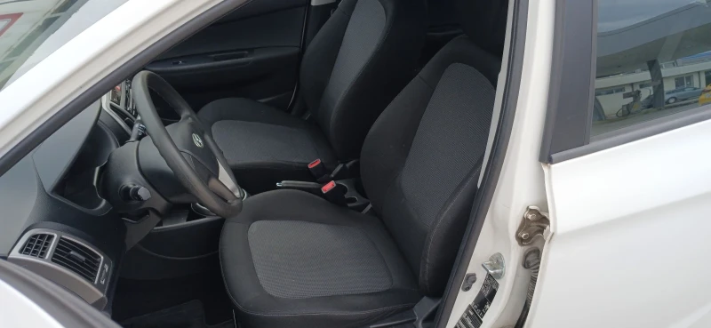 Hyundai I20 1.25куб. 86к.с, снимка 7 - Автомобили и джипове - 53591570