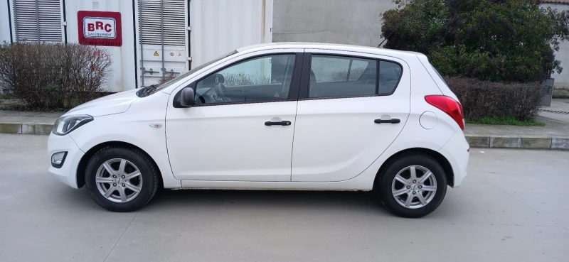 Hyundai I20 1.25куб. 86к.с, снимка 2 - Автомобили и джипове - 53591570