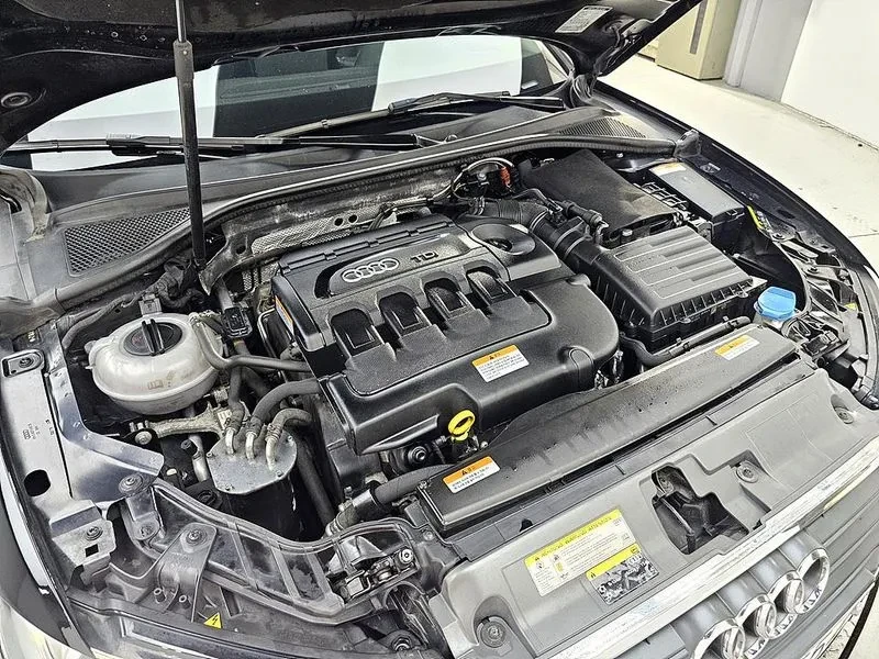 Audi A3 2.0 TDI, снимка 6 - Автомобили и джипове - 55006370