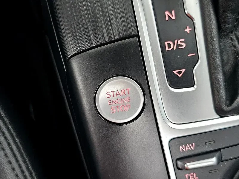 Audi A3 2.0 TDI, снимка 15 - Автомобили и джипове - 55006370
