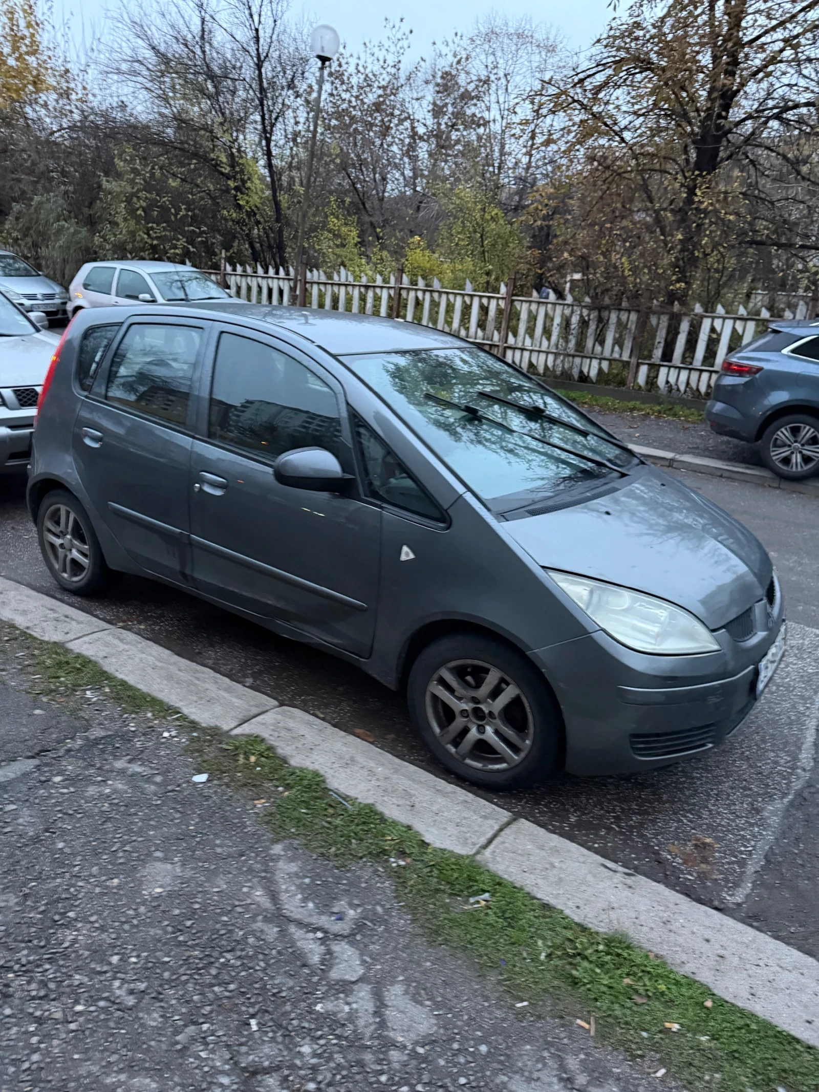 Mitsubishi Colt, снимка 1