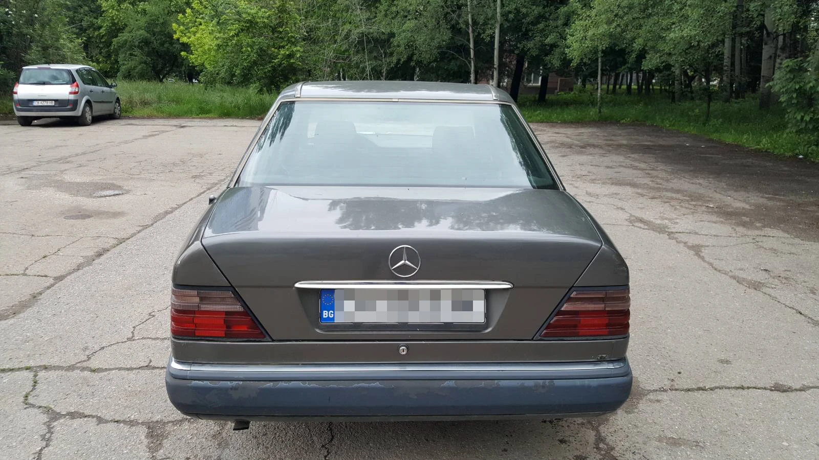 Mercedes-Benz E 200  - изображение 4