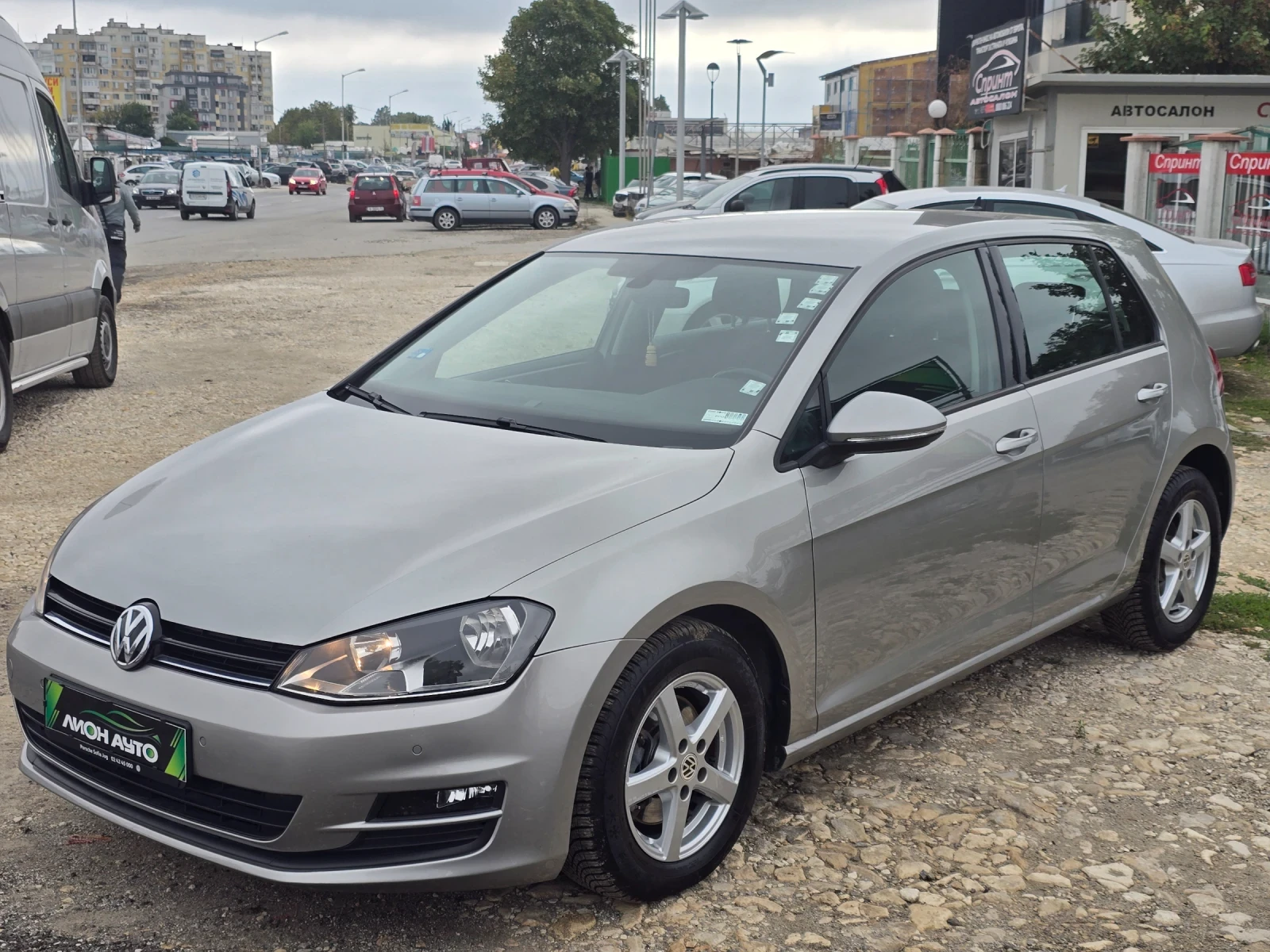 VW Golf DSG* 98000км* ПЪРВИ СОБСТВЕНИК * НАВИ - изображение 3