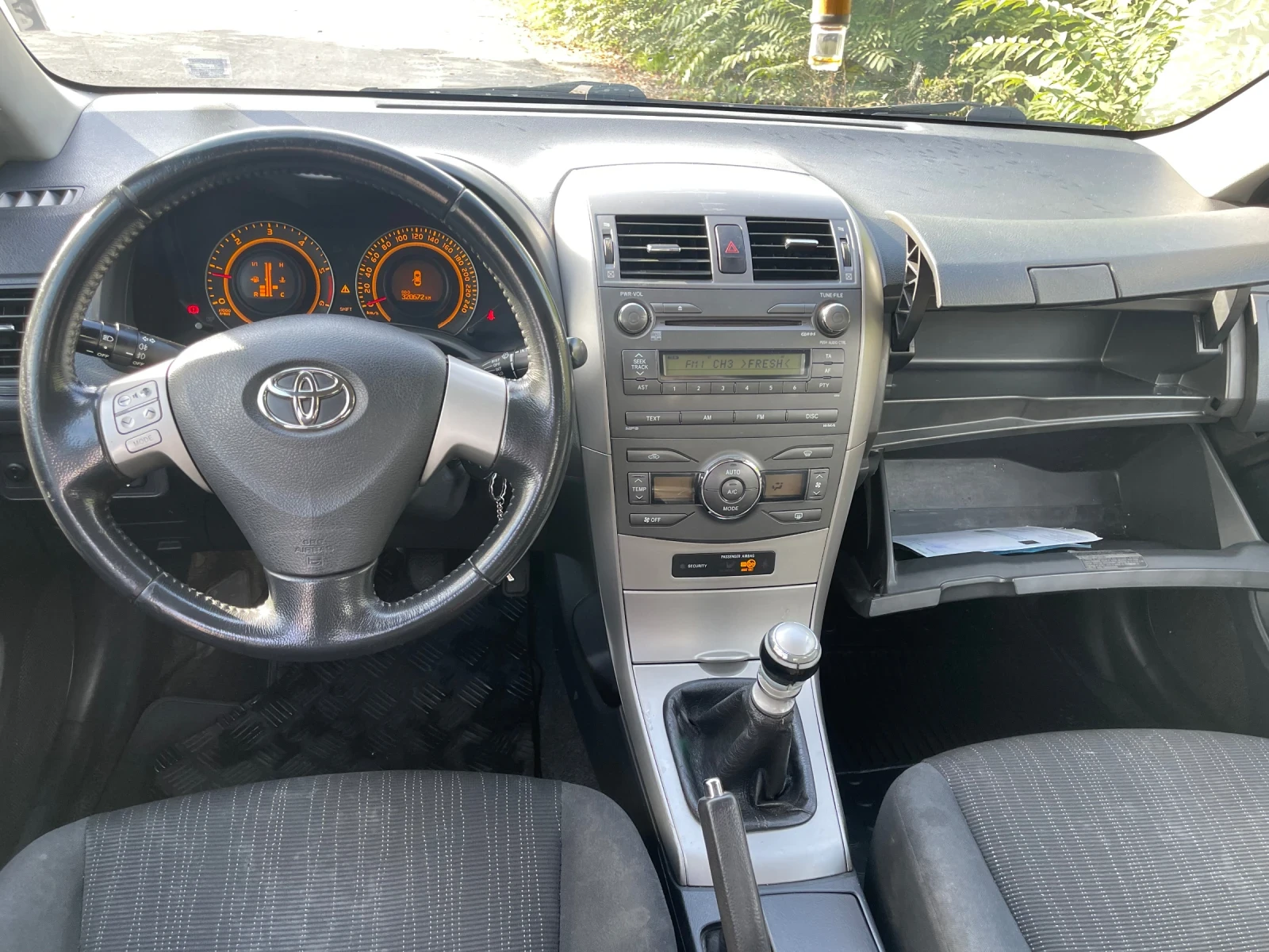 Toyota Corolla 2.0 D4D  - изображение 7