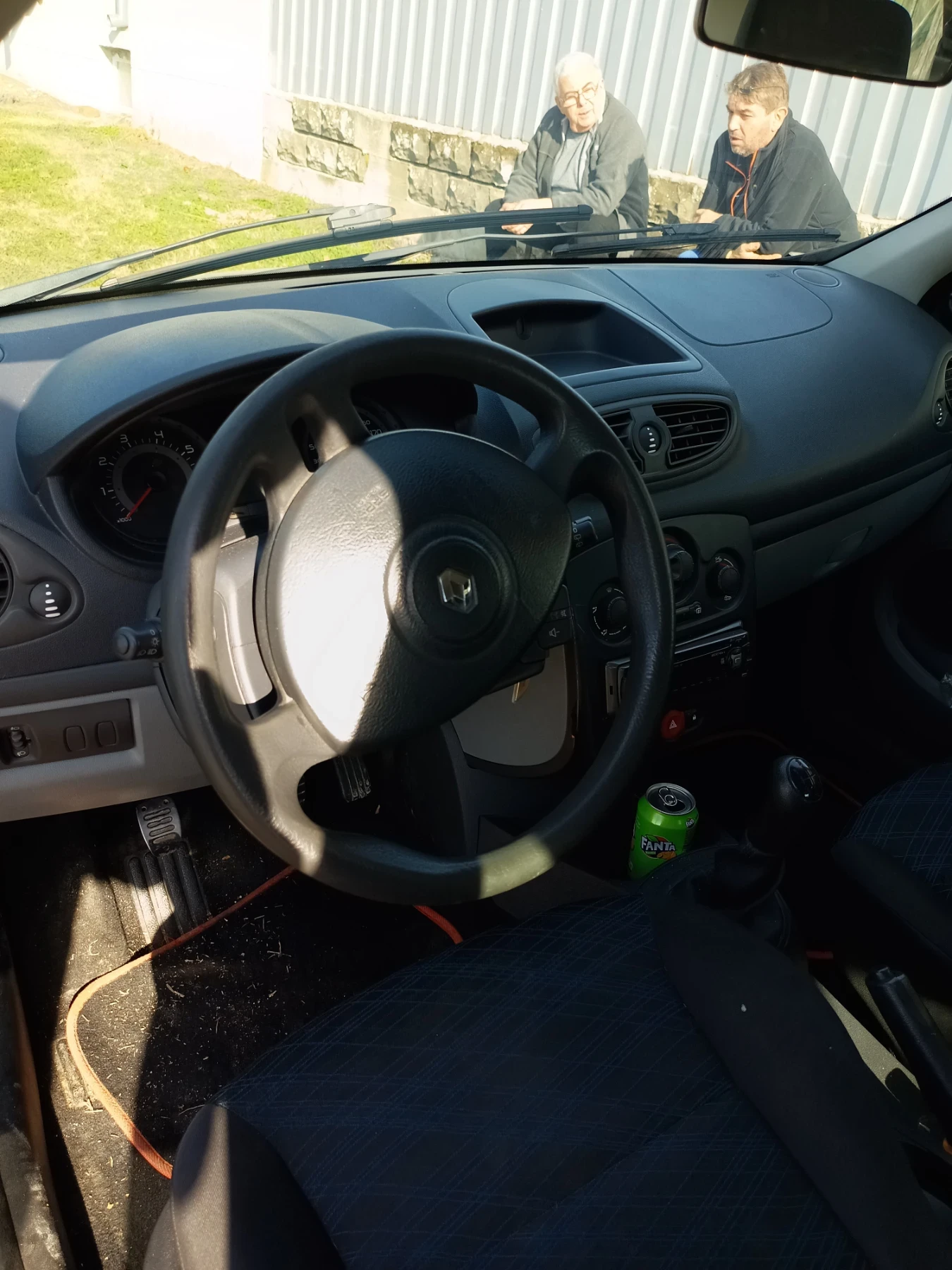 Renault Clio 1.2 - изображение 5