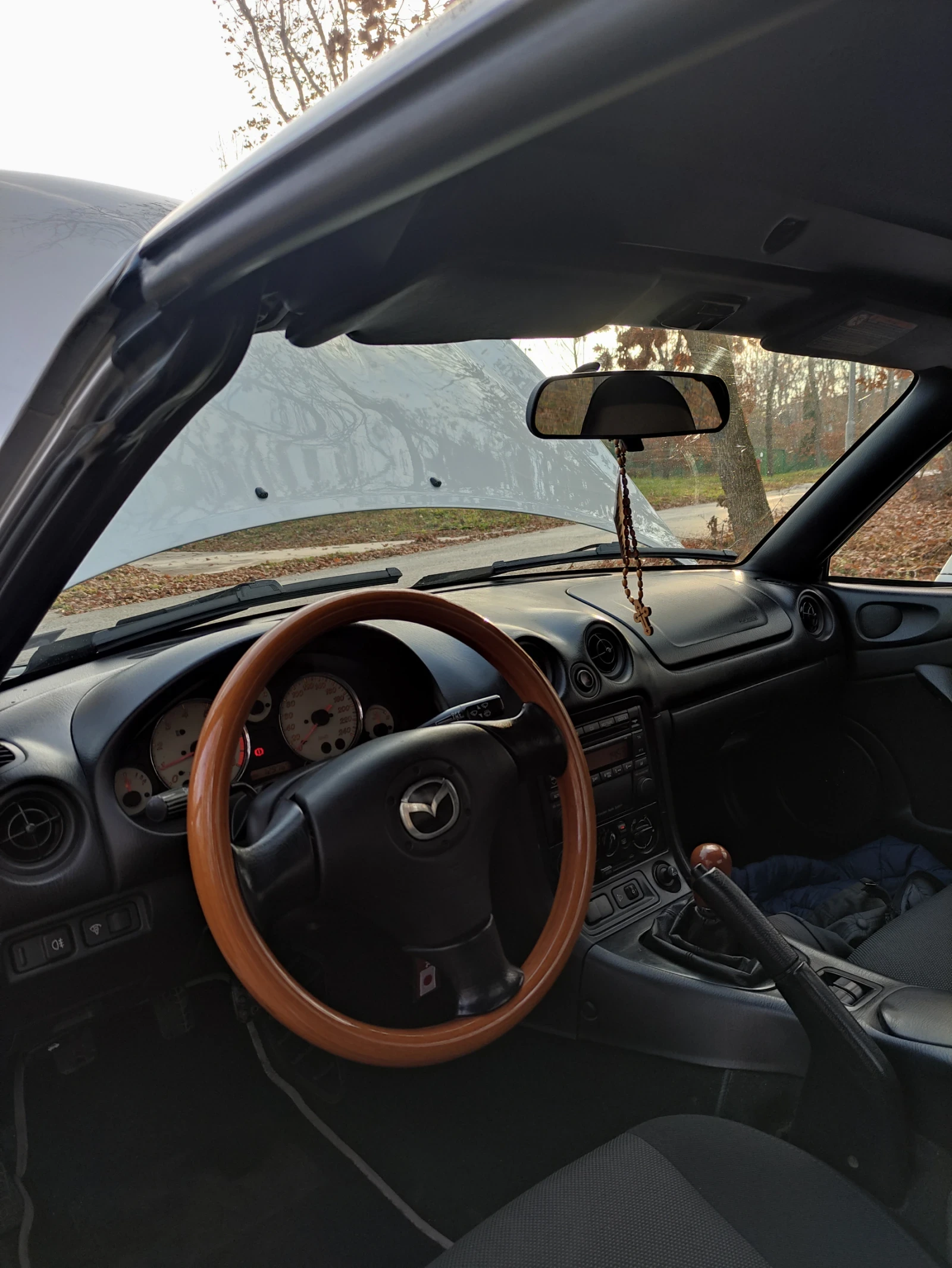 Mazda Mx-5 1.6 Климатик + LSD - изображение 10