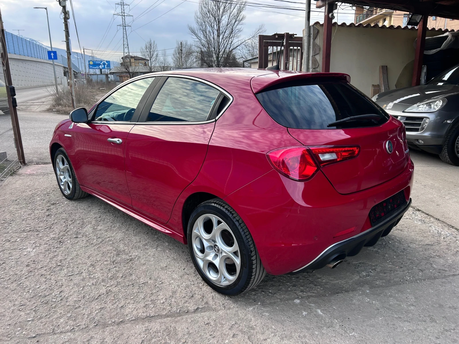 Alfa Romeo Giulietta 1.6GTDm-2 EURO 6D - изображение 2