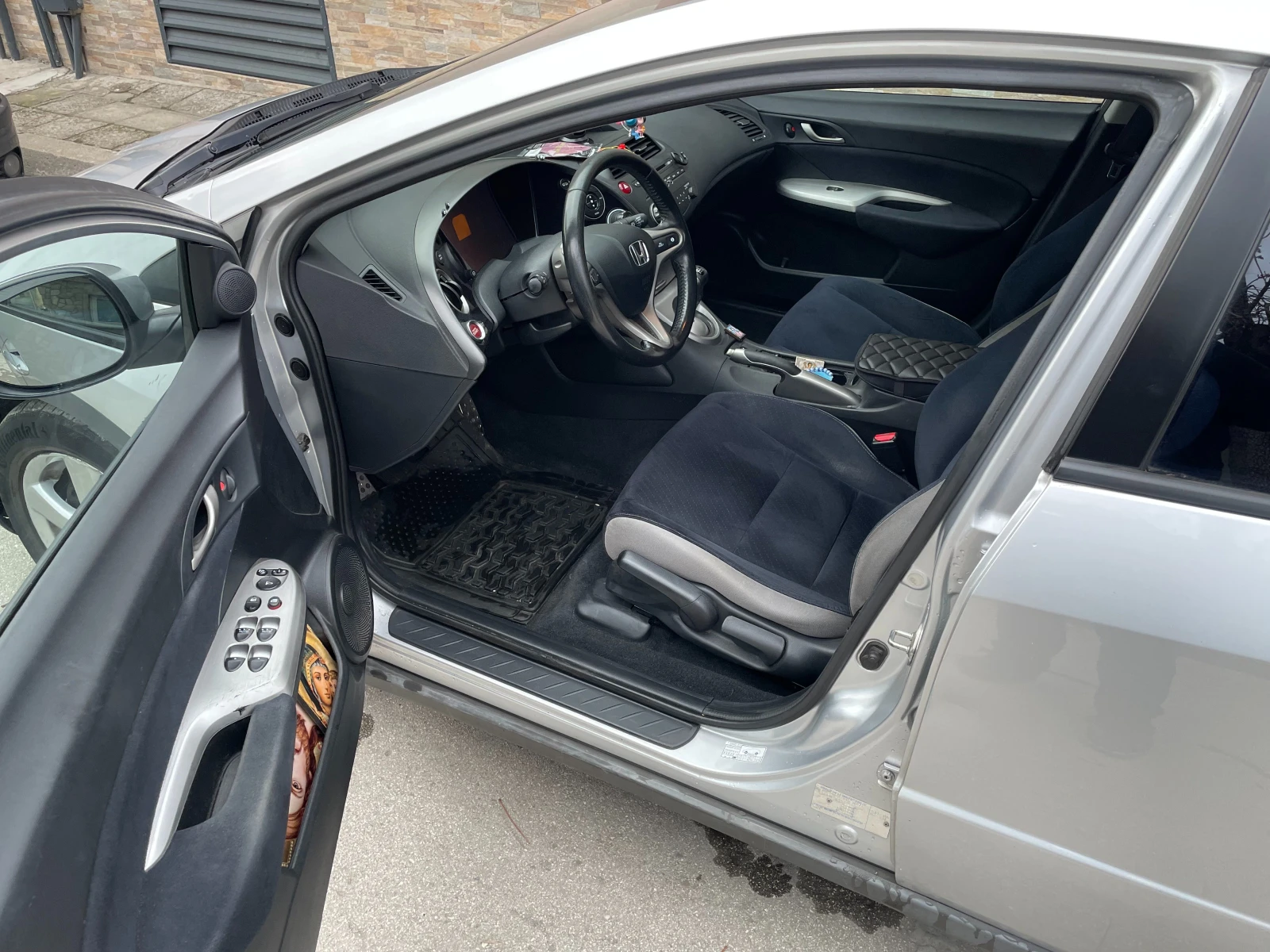 Honda Civic Сivic 5D 1.4i Sport - изображение 3