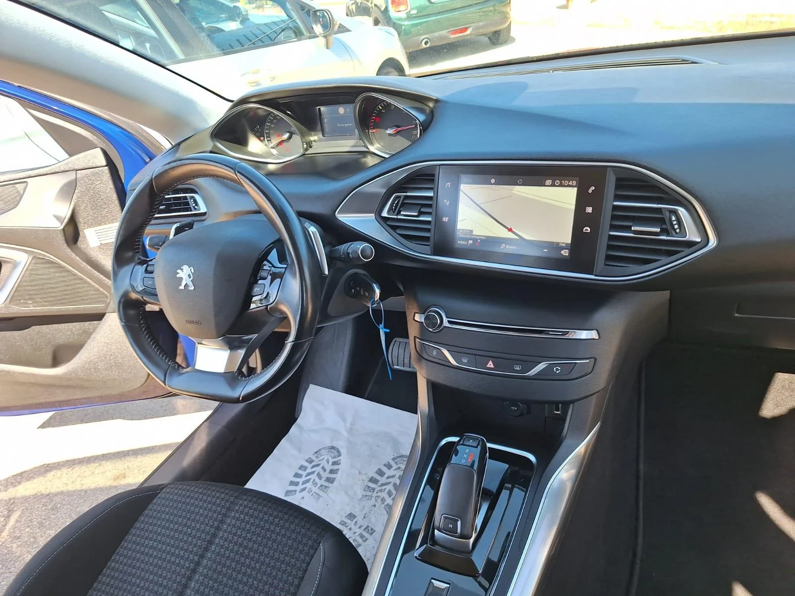 Peugeot 308 SW 1.5 HDI/ EAT8 - изображение 7