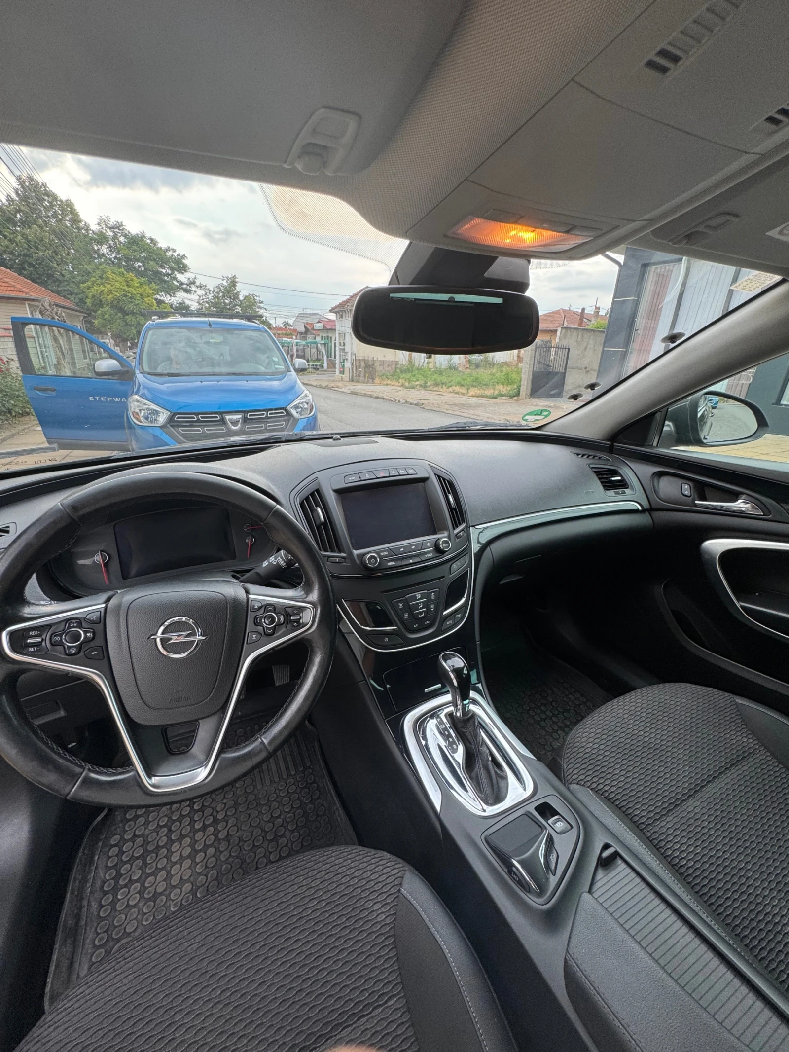 Opel Insignia  - изображение 6