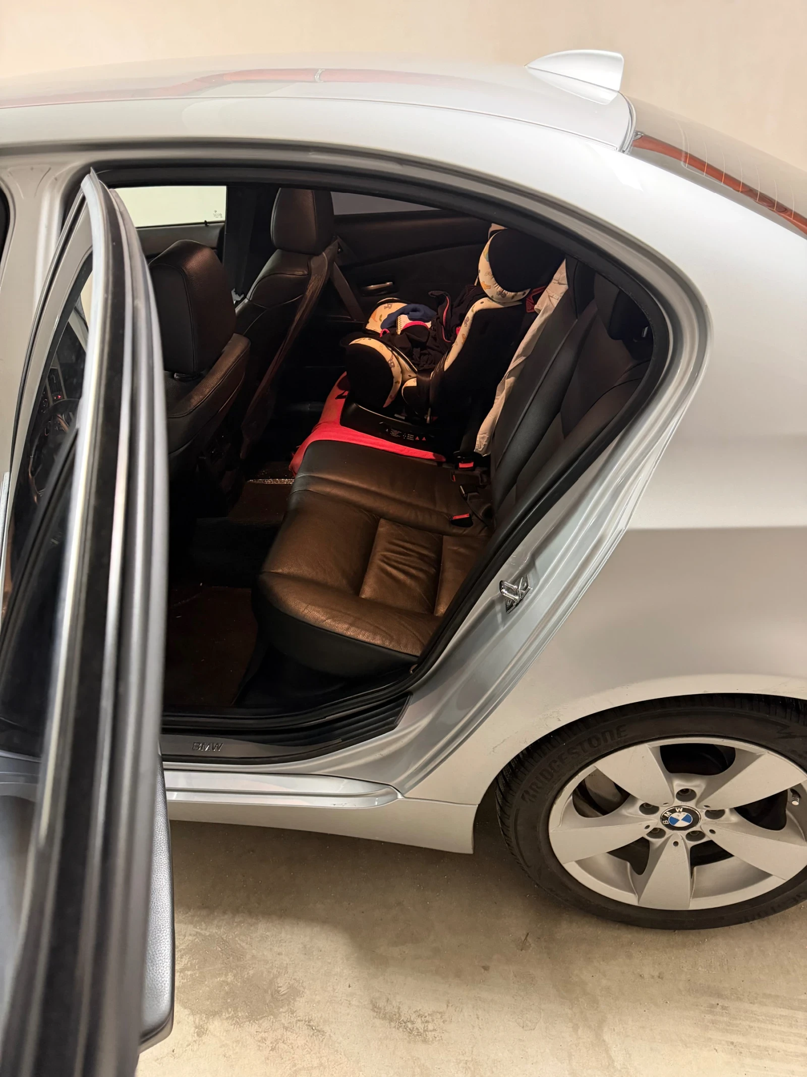 BMW 525 XI | Mobile.bg � ����������� 10