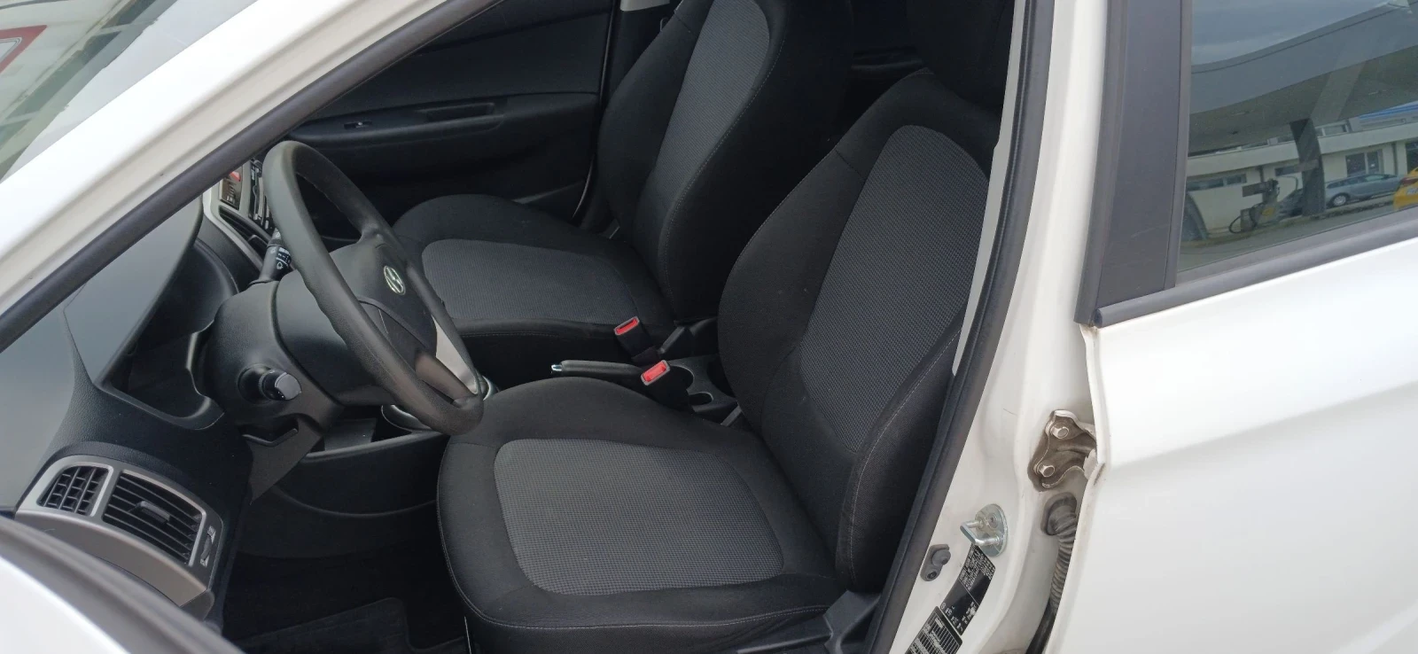 Hyundai I20 1.25куб. 86к.с - изображение 7