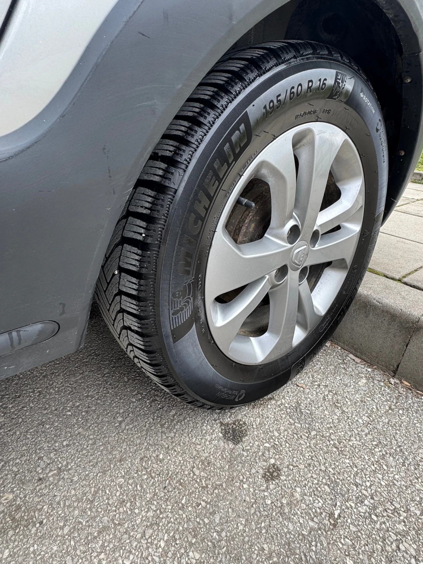 Dacia Lodgy | Mobile.bg � ����������� 12