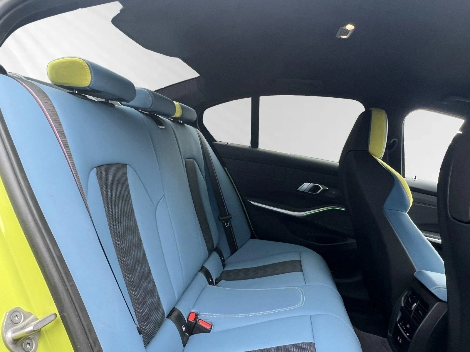 BMW M3 COMPETITION/xDrive/CARBON/H&K/HEAD UP/, снимка 13 - Автомобили и джипове - 53723589