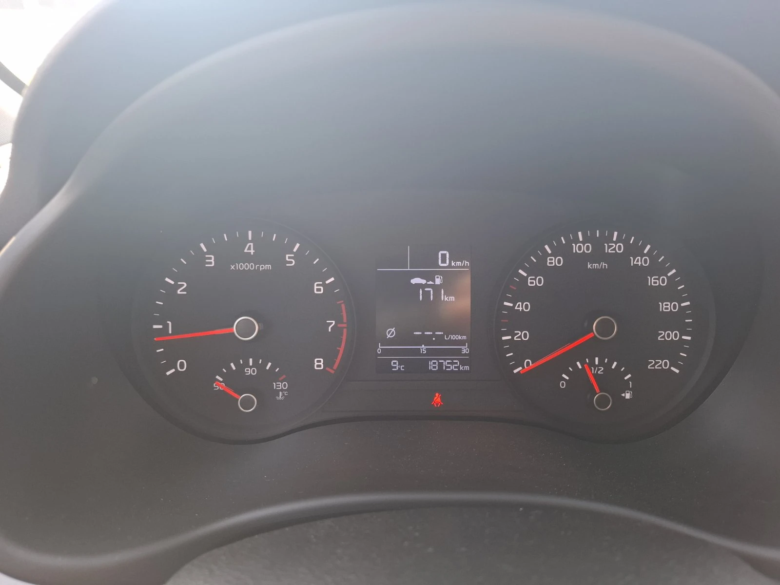 Kia Rio 1.2 cvvt Гаранция, снимка 10 - Автомобили и джипове - 53947853