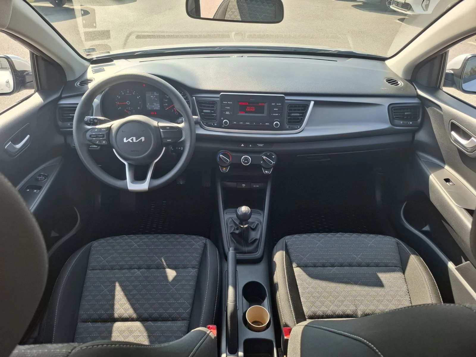 Kia Rio 1.2 cvvt Гаранция, снимка 8 - Автомобили и джипове - 53947853