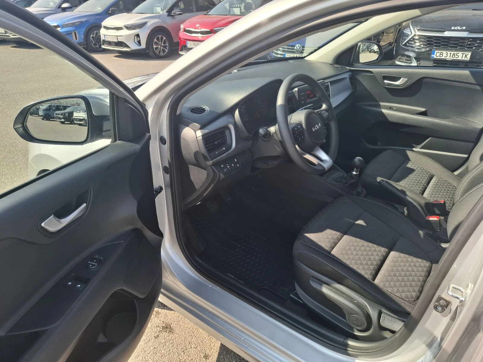 Kia Rio 1.2 cvvt Гаранция, снимка 9 - Автомобили и джипове - 53947853