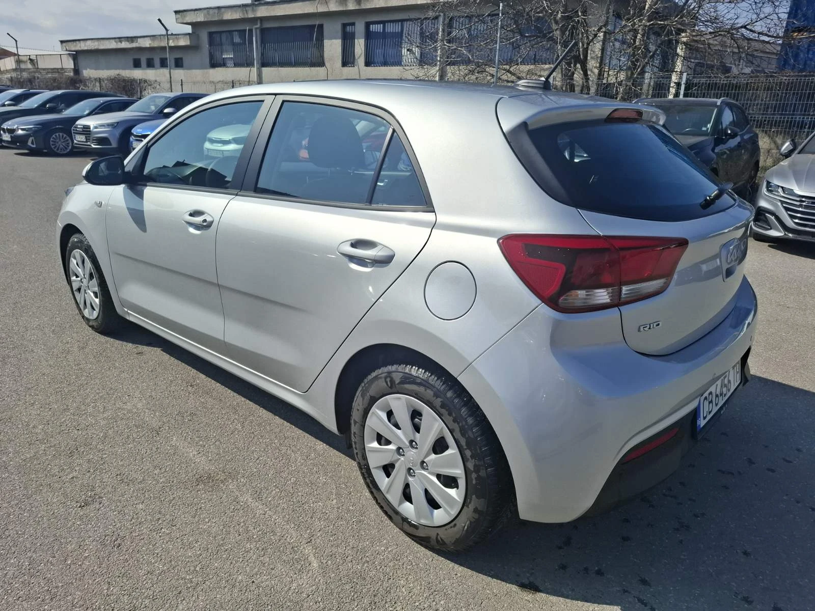 Kia Rio 1.2 cvvt Гаранция, снимка 6 - Автомобили и джипове - 53947853