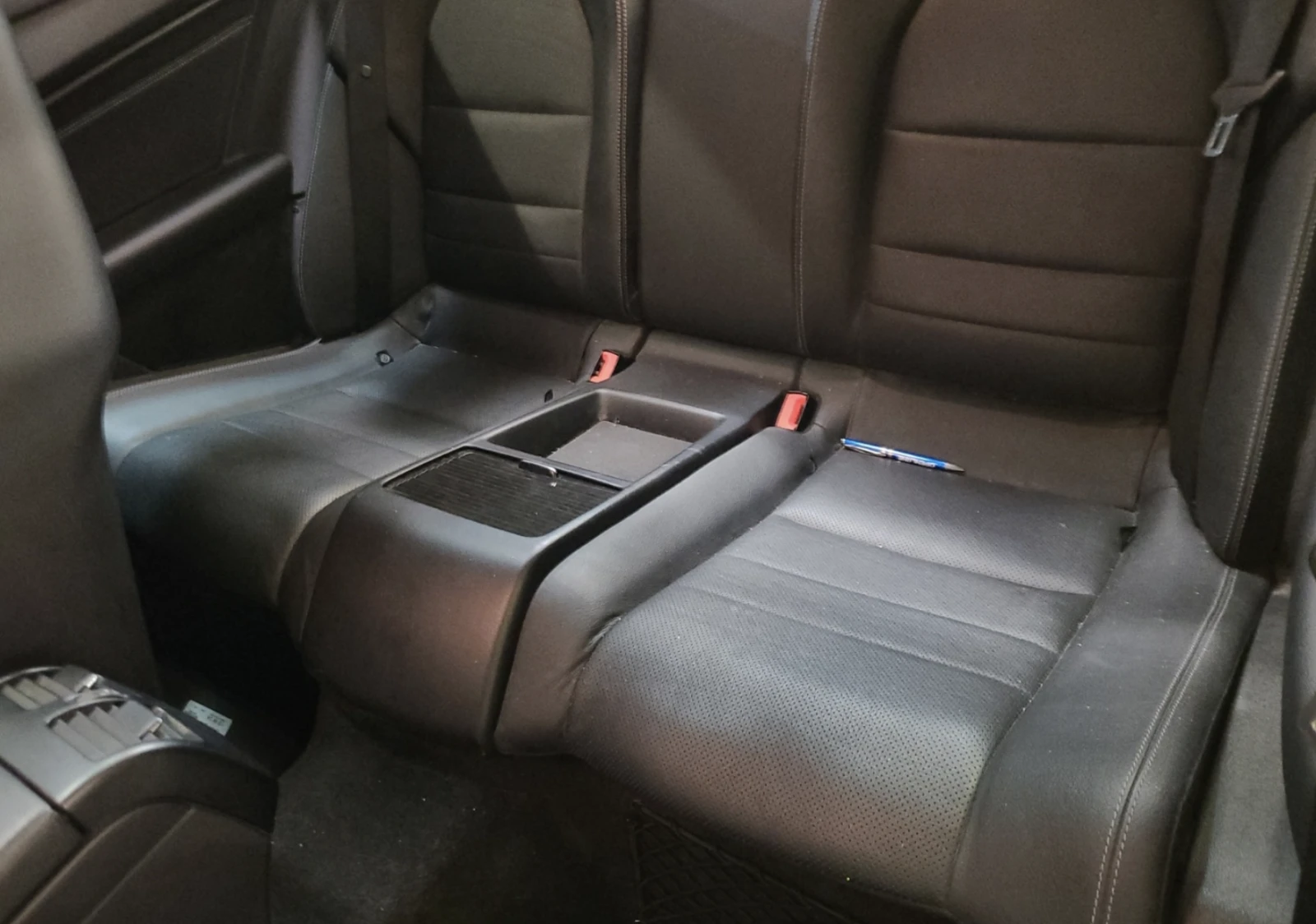 Mercedes-Benz E 350 КОжа* Подгрев* Кейлес* Blind Spot* PANO, снимка 10 - Автомобили и джипове - 53967325