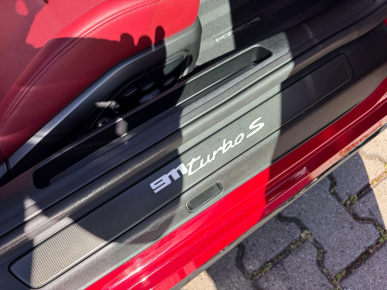 Porsche 911 TURBO S ОБСЛУЖЕНА , снимка 10 - Автомобили и джипове - 54356316