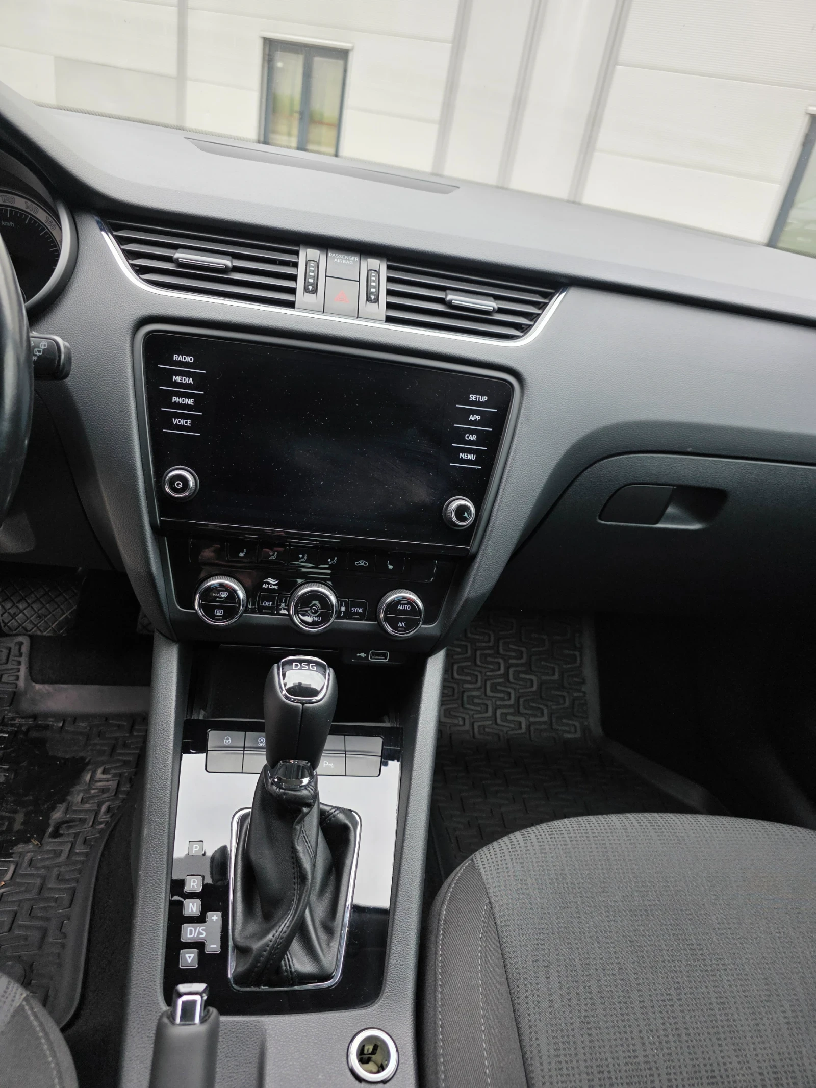 Skoda Octavia 1.5 G-TEC, снимка 13 - Автомобили и джипове - 54400252